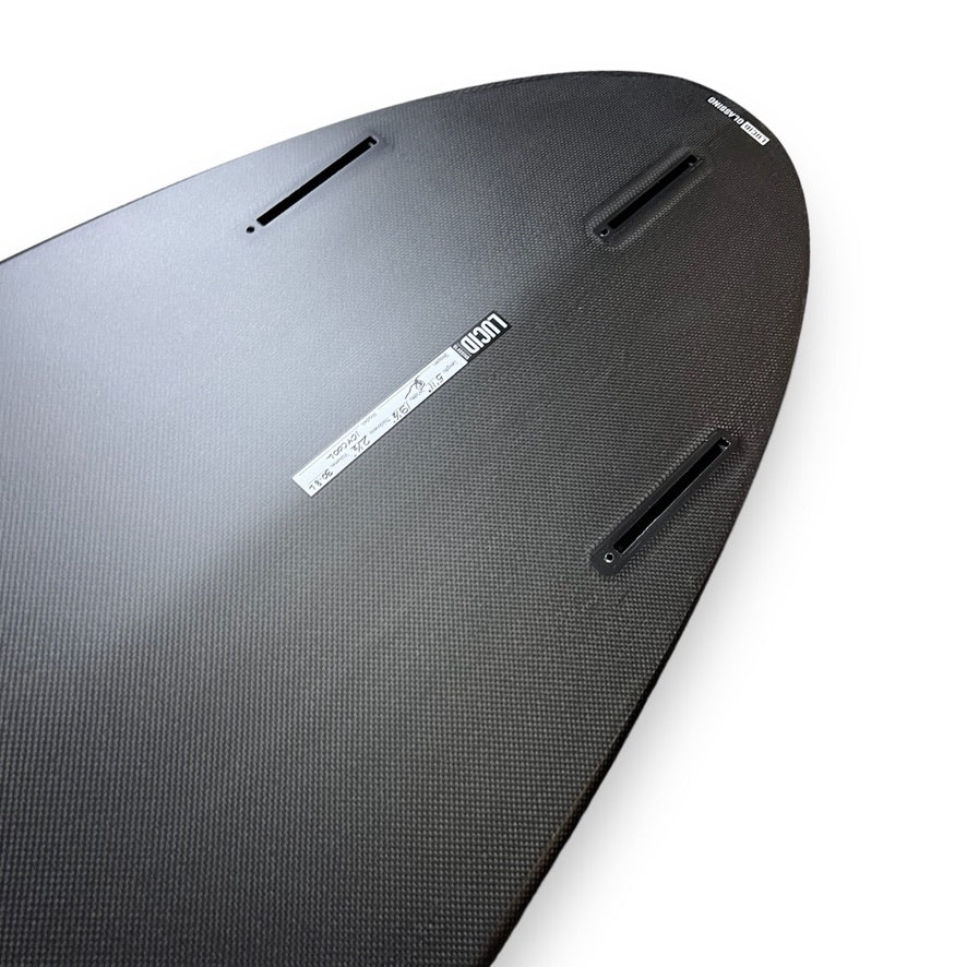 Icy Cool 5'11" surfboard fin set up – Gunther Rohn shape built by Lucid Glassing – carbon construction